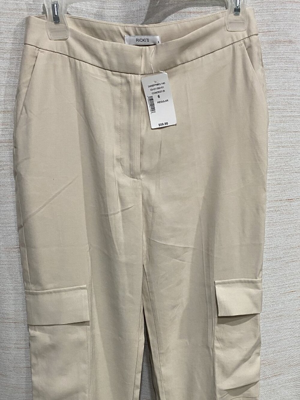 Ricki's Pants Cargo Pockets Cream Size 6 Womens (Reg:$59.90) (260)